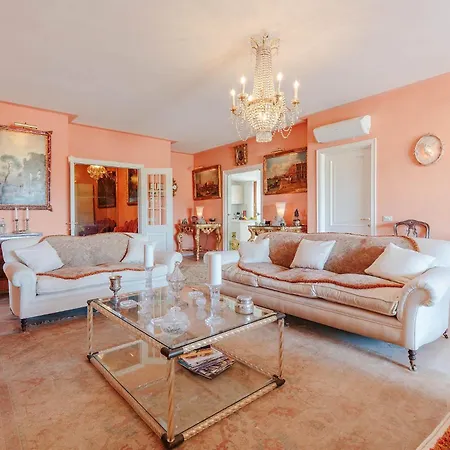 Casa Stella, A Superb 2 Bedrooms And Terrace Apartment Lucca