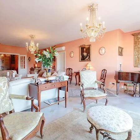 Casa Stella, A Superb 2 Bedrooms And Terrace Apartment *